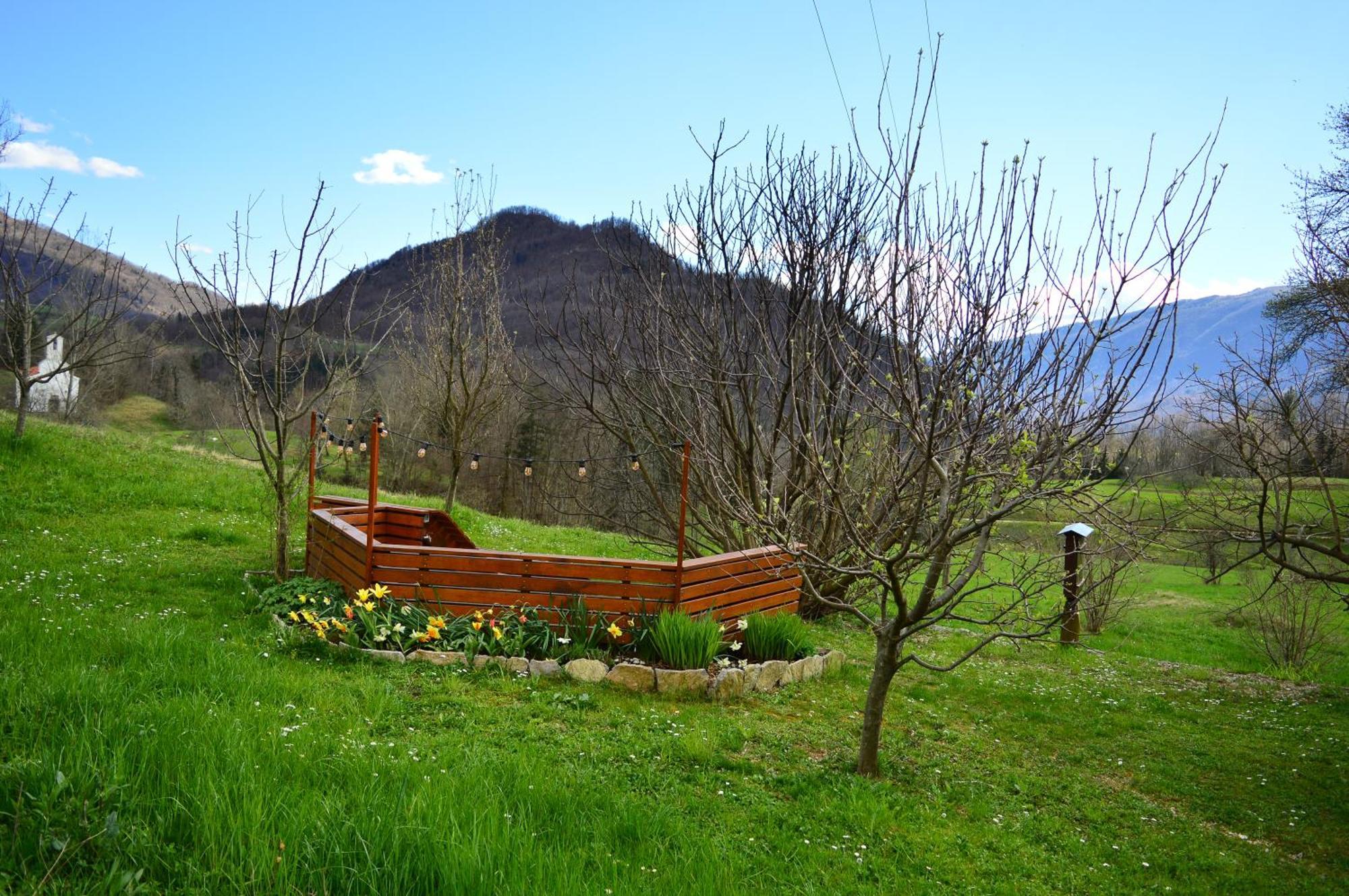 Sleeping With The Bees Kozjak Kobarid Ngoại thất bức ảnh